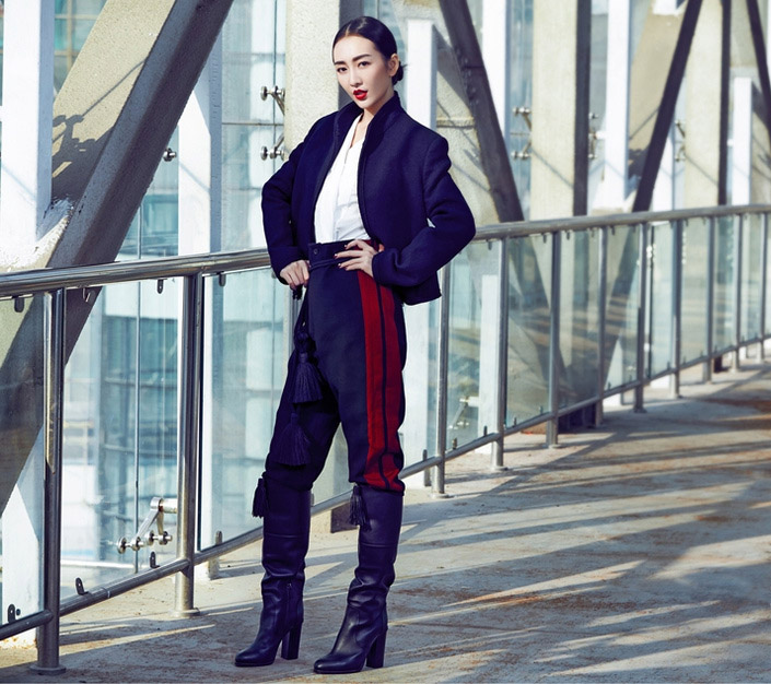 <a href='/nvshixizhuang.shtml' class='keys' title='点击查看关于女士西装的相关信息' target='_blank'>女士西装</a>